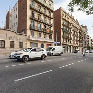 Appartamento Housalia Sagrada Familia Barcellona