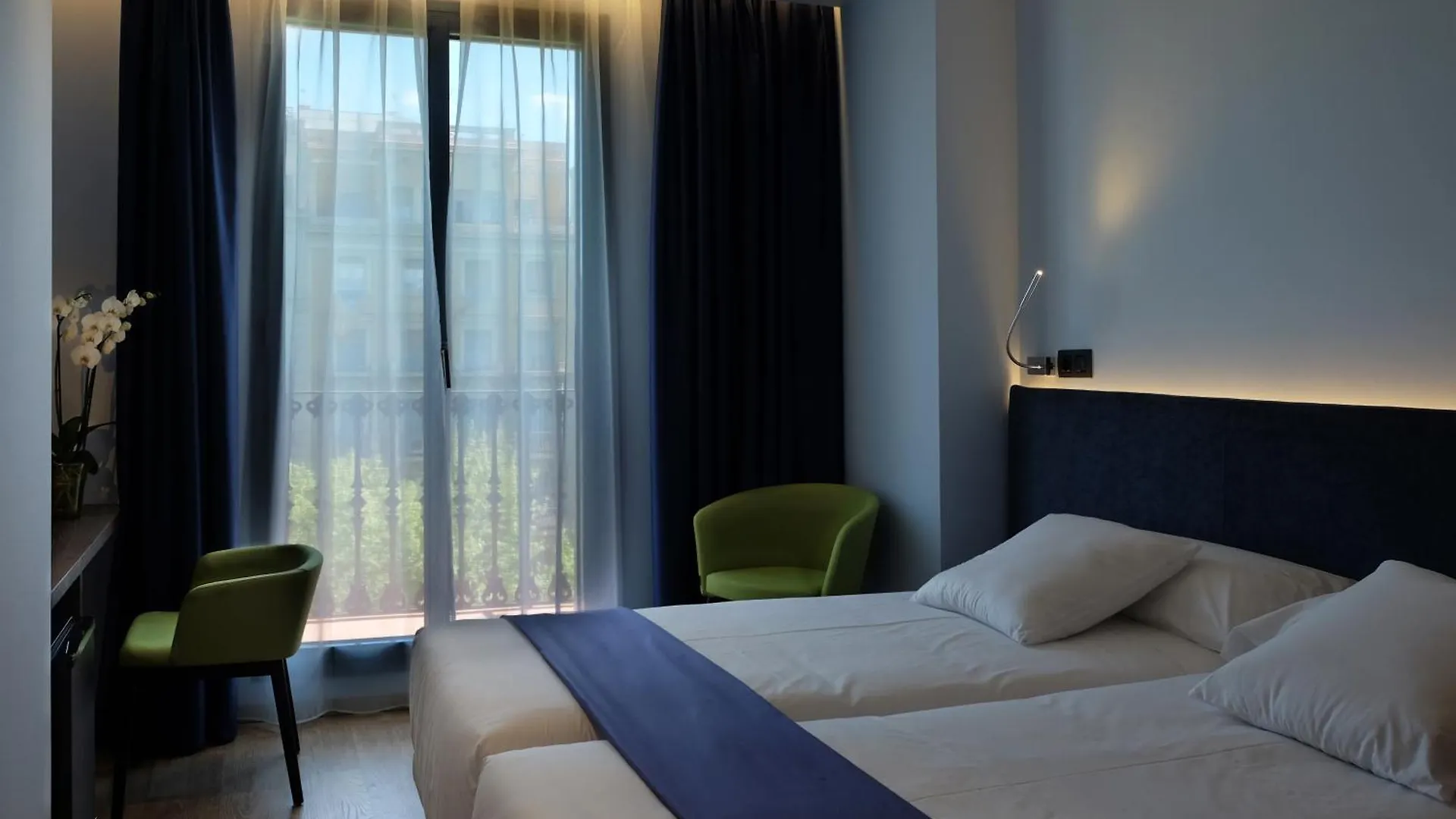 ***  Hotel Chi Barcellona Spagna